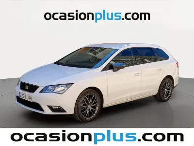 Usado Seat Leon ST Style 125 CV (91 kW) 2016 Blanco Familiar