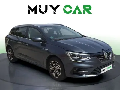 Usado Renault Mégane GrandTour R.S. 140 CV (102 kW) 2021 Gris Familiar