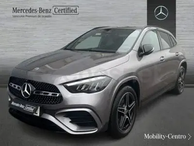 Usado Mercedes GLA250 AMG line 218 CV (160 kW) 2023 Gris montaña SUV
