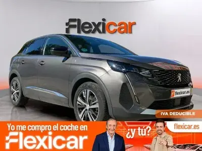 Usado Peugeot 3008 Allure 130 CV (95 kW) 2024 Gris SUV