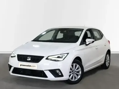 Usado Seat Ibiza Style 110 CV (80 kW) 2023 Blanco Utilitario