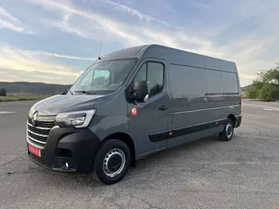 Usado Renault Master 150 CV (110 kW) 2023 Gris Monovolumen