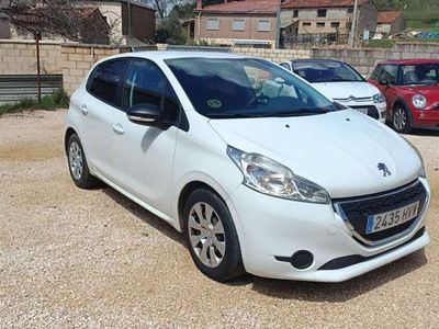Blanco Usado 2014 Peugeot 208 Utilitario | 5900 € (Precio justo)