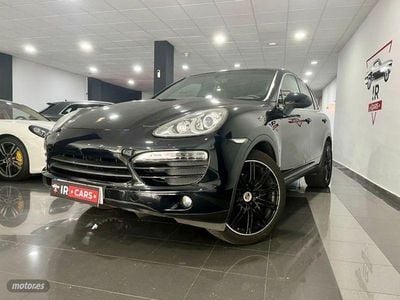 Negro Usado 2015 Porsche Cayenne Basis SUV | 26.999 €