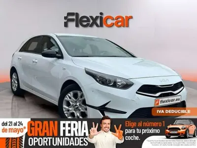 Usado Kia Ceed 101 CV (74 kW) 2021 Blanco Utilitario