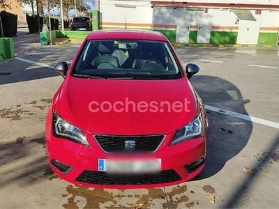 Usado Seat Ibiza CONNECT 90 CV (66 kW) 2017 Rojo Berlina