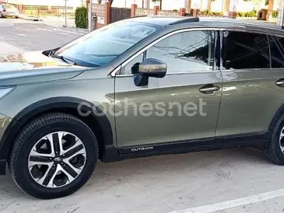Usado Subaru Outback Sport 175 CV (128 kW) 2020 Verde Familiar