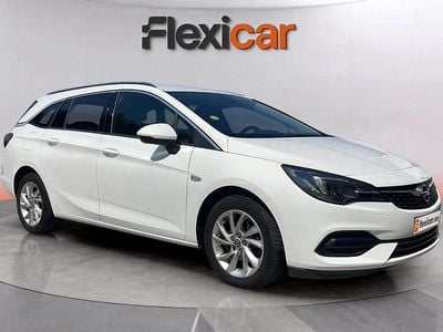 Blanco Usado 2019 Opel Astra Elegance Berlina | 10.490 € (Buen precio)