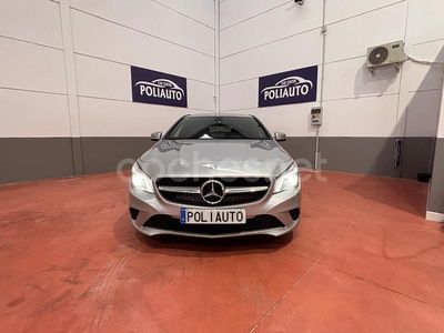 Gris / plata Usado 2015 Mercedes CLA220 Shooting Brake Urban Familiar | 17.500 € (Precio justo)