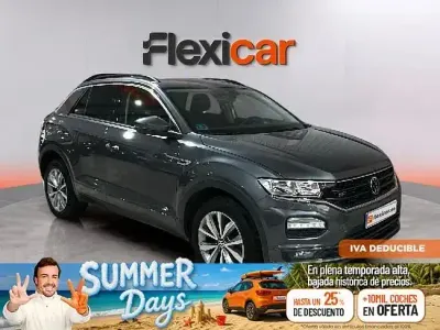 Usado VW T-Roc Advance 110 CV (80 kW) 2022 Gris SUV