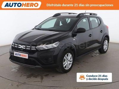 Usado Dacia Sandero Essentiel 91 CV (66 kW) 2023 Negro Utilitario