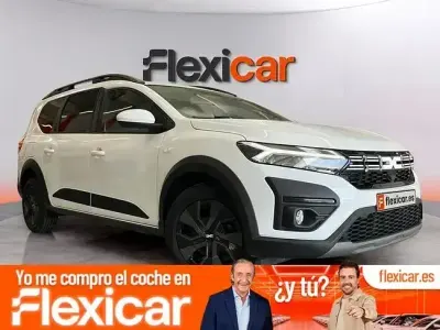 Usado Dacia Jogger Expression 110 CV (80 kW) 2024 Blanco Monovolumen