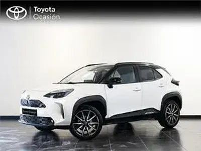 Usado Toyota Yaris Sport 130 CV (95 kW) 2025 Blanco Utilitario