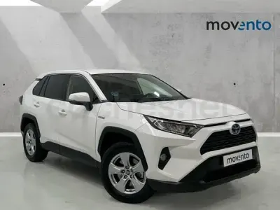 Usado Toyota RAV4 Hybrid Business Edition 222 CV (163 kW) 2021 Blanco SUV