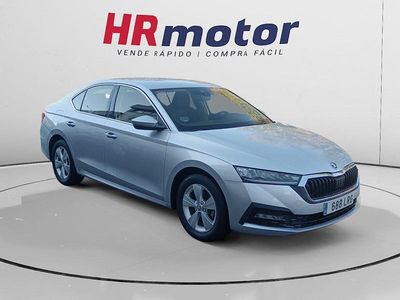 Usado Skoda Octavia Ambition 150 CV (110 kW) 2021 Gris
