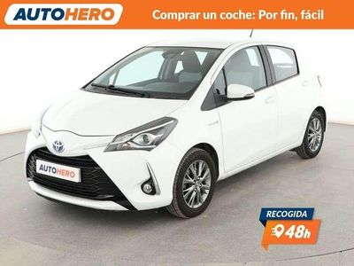 Usado Toyota Yaris Hybrid Active 99 CV (72 kW) 2019 Blanco Utilitario