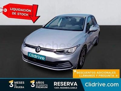Usado VW Golf VIII Life 110 CV (80 kW) 2024 Amarillo Berlina