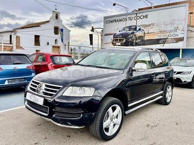 Usado VW Touareg 225 CV (165 kW) 2007 Negro SUV