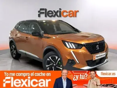 Usado Peugeot 2008 GT-line 130 CV (95 kW) 2020 Naranja SUV