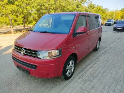 Usado VW Caravelle Comfortline 180 CV (132 kW) 2013 Rojo Van