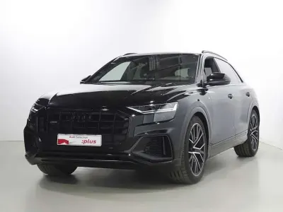 Usado Audi Q8 286 HP (210 kW) 2022 Preto SUV