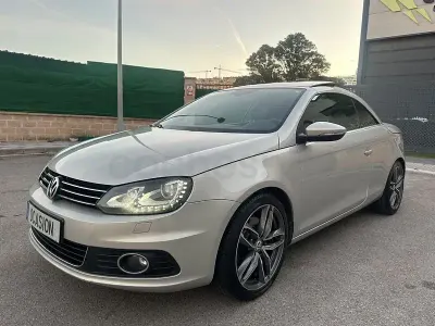Usado VW Eos Sport 140 CV (102 kW) 2012 Beige Descapotable