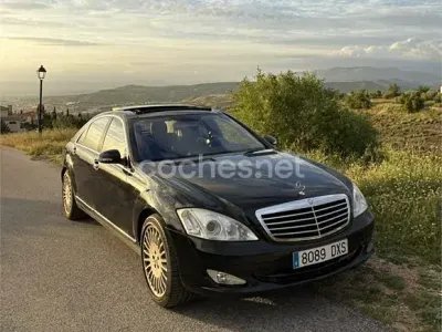 Usado Mercedes S500 306 CV (225 kW) 2006 Negro Berlina