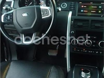 Usado Land Rover Discovery Sport SE 180 CV (132 kW) 2015 Gris / plata SUV