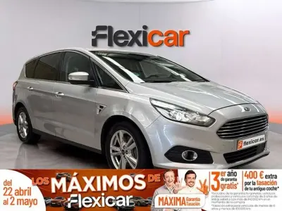 Usado Ford S-MAX Titanium 150 CV (110 kW) 2016 Gris Monovolumen