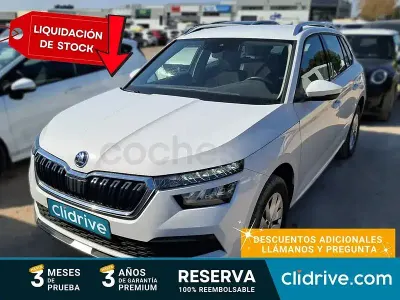Usado Skoda Kamiq Selection 115 CV (84 kW) 2023 Blanco SUV