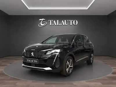 Usado Peugeot 3008 Allure 130 CV (95 kW) 2024 Negro SUV