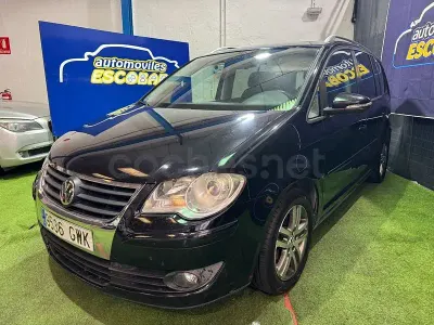Usado VW Touran Edition 105 CV (77 kW) 2010 Negro Monovolumen