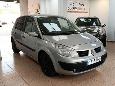 Usado Renault Scénic II Dynamique 105 CV (77 kW) 2005 Gris / plata Monovolumen