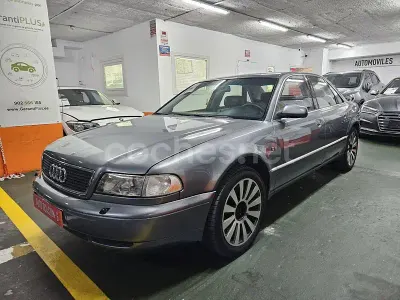Usado Audi A8 310 CV (228 kW) 1997 Gris / plata Berlina