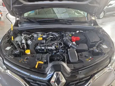 Usado Renault Captur Evolution 100 CV (73 kW) 2024 Gris SUV