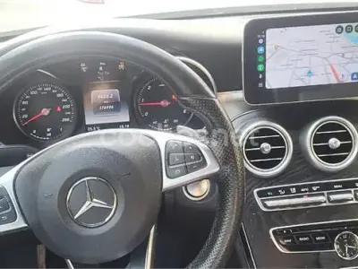 Usado Mercedes C220 AMG line 170 CV (125 kW) 2016 Gris / plata Coupe
