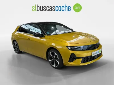 Usado Opel Astra 130 CV (95 kW) 2024 Amarillo Utilitario