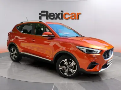 Usado MG ZS Comfort 106 CV (77 kW) 2023 Naranja SUV