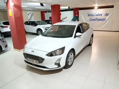 Usado Ford Focus Active 120 CV (88 kW) 2022 Blanco