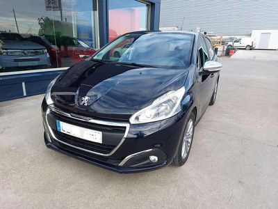 Azul Usado 2016 Peugeot 208 Style Utilitario | 7500 € (Precio justo)