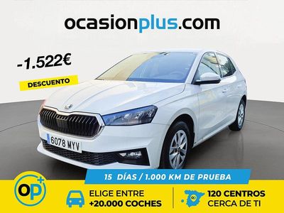 Usado Skoda Fabia Selection 95 CV (69 kW) 2025 Blanco Berlina