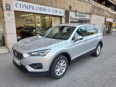 Usado Seat Tarraco Style 150 CV (110 kW) 2022 Gris / plata SUV