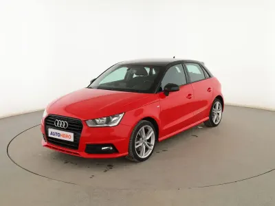 Usado Audi A1 Sportback Attraction 125 CV (91 kW) 2016 Rojo Utilitario