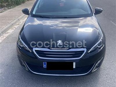 Usado Peugeot 308 Allure 120 CV (88 kW) 2015 Negro Berlina