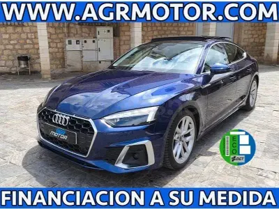Käytetty Audi A5 Sportback S-Line 163 HP (119 kW) 2021 Sininen Viistoperä
