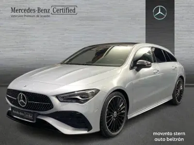 Usado Mercedes CLA220 AMG line 190 CV (139 kW) 2024 Plata hightech Familiar