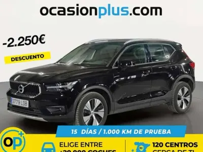 Usado Volvo XC40 Momentum 163 CV (119 kW) 2019 Negro SUV