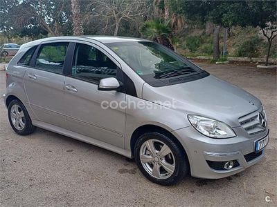 Usado Mercedes B180 Sport Edition 109 CV (80 kW) 2011 Blanco Monovolumen