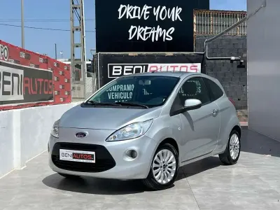 Usado Ford Ka Trend+ 69 CV (50 kW) 2010 Azul Utilitario