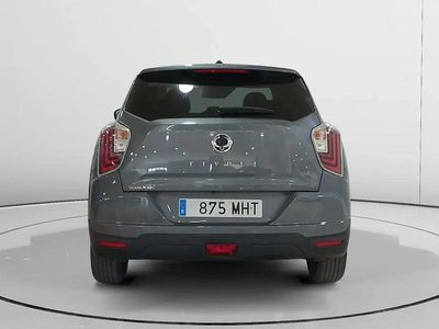 Usado SsangYong Tivoli 128 CV (94 kW) 2023 Gris / plata SUV